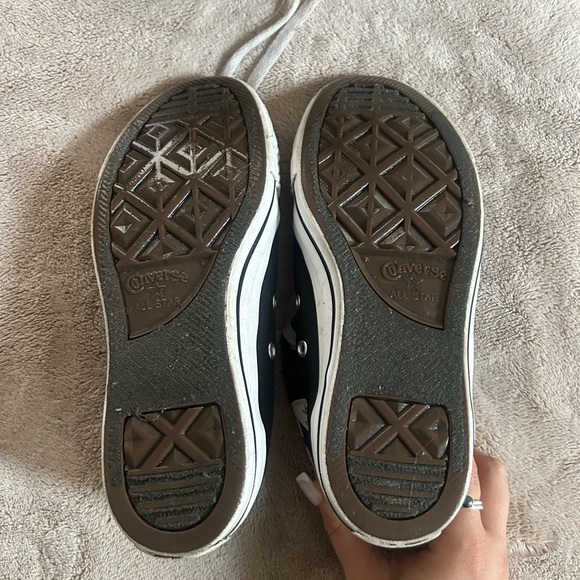 Converse Black High-Top Sneakers Classic Design - Picture 3 of 3